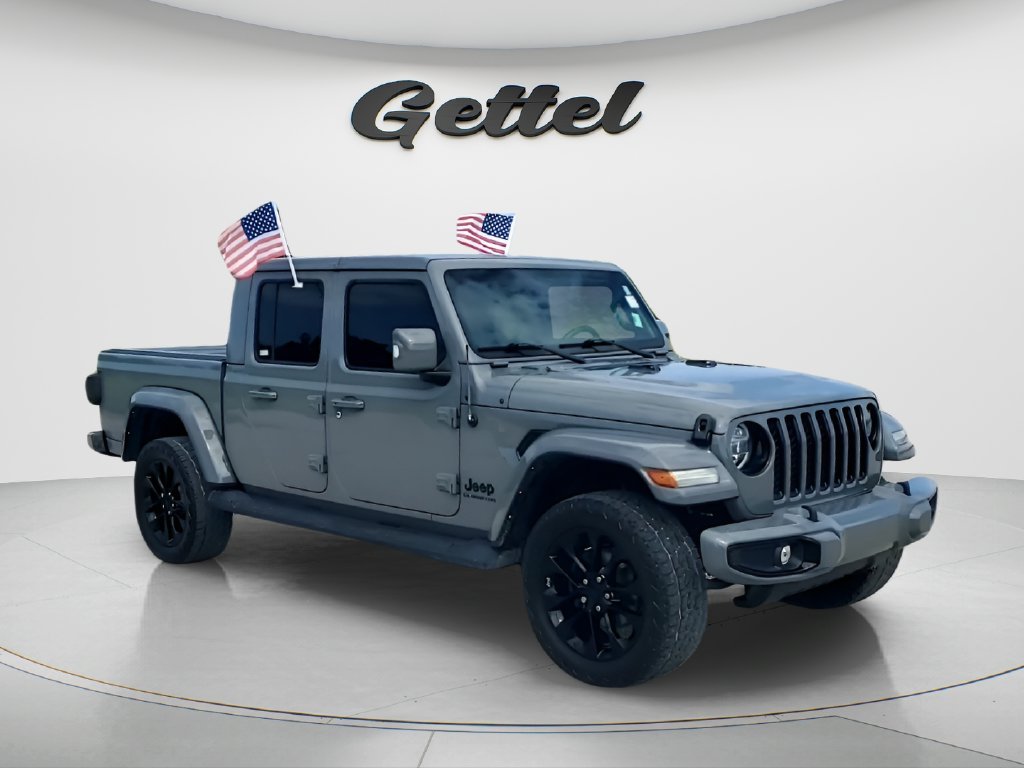 Used 2022 Gray Jeep Overland image 3