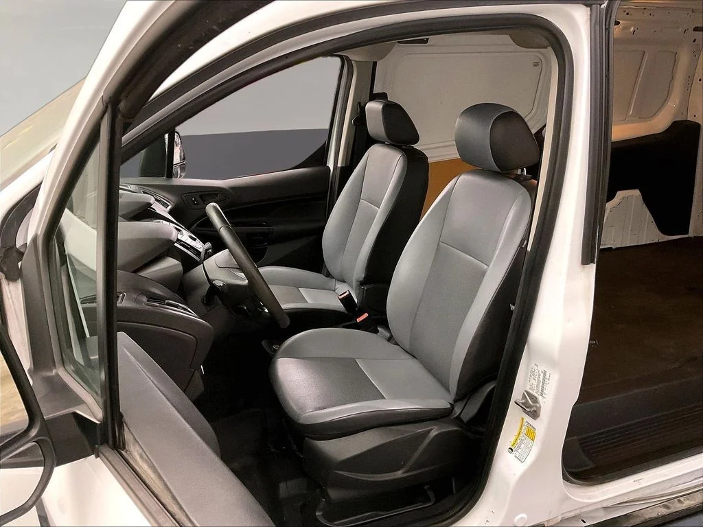 Used 2017 White Ford XL image 29