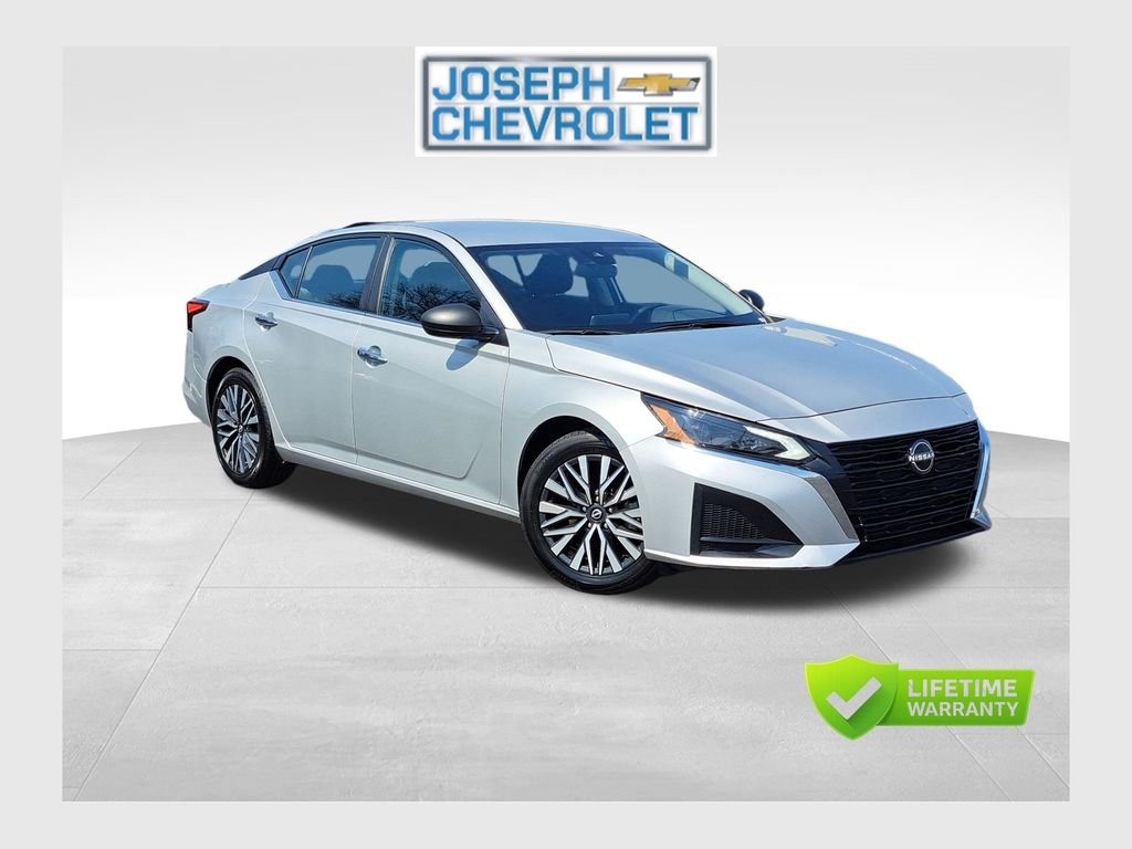 2024 Nissan Altima SV