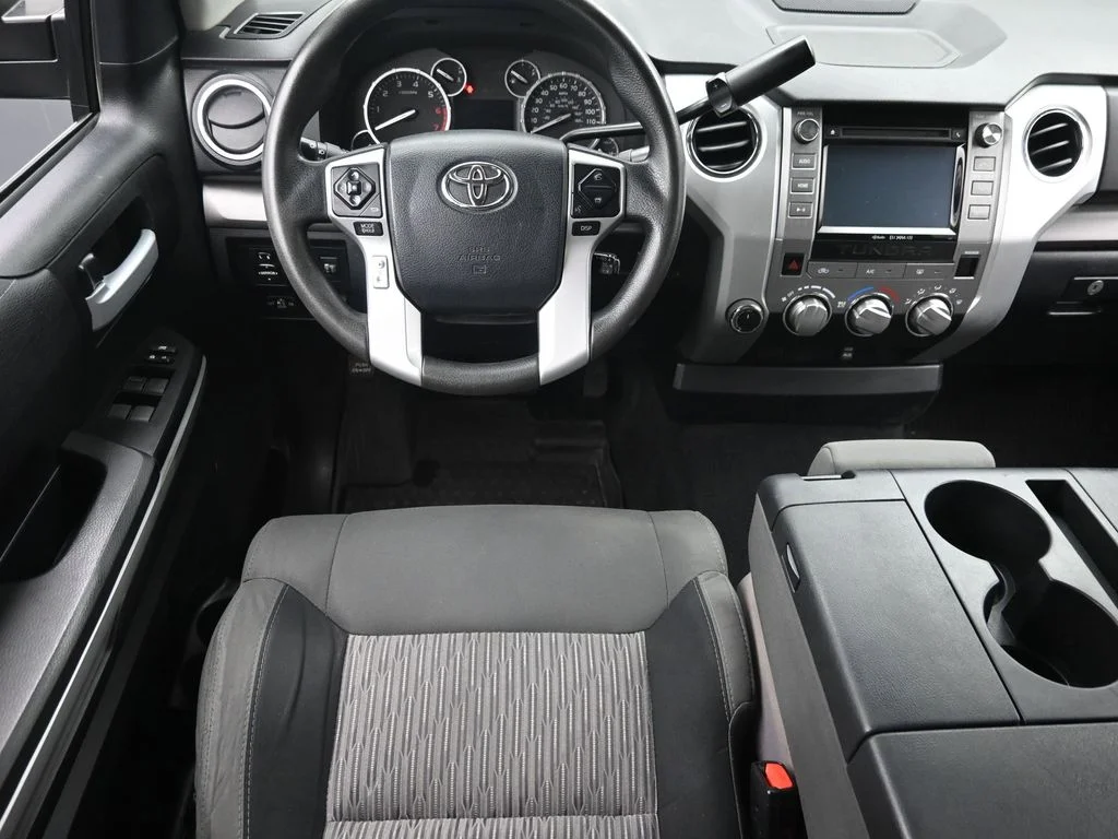 Used 2017 Gray Toyota SR5 image 14