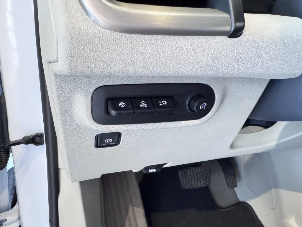 2023 GMC Terrain Denali - Photo 23