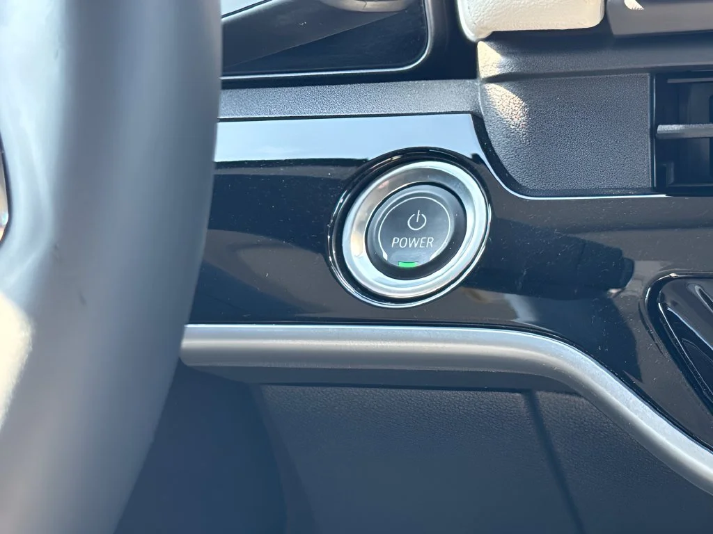 Used 2024 Silver Honda Elite image 18