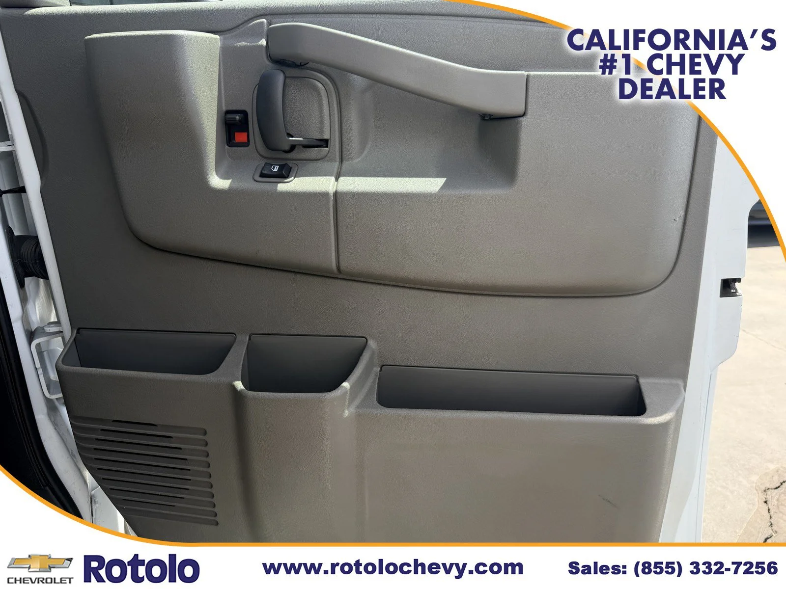 Used 2025 Summit White Chevrolet 2500 RWD 135 image 9
