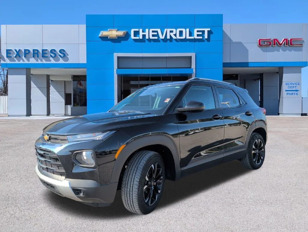 Used 2023 Black Chevrolet LT image 7
