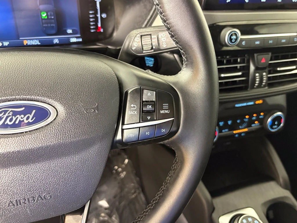 Used 2024 Gray Ford Active image 25