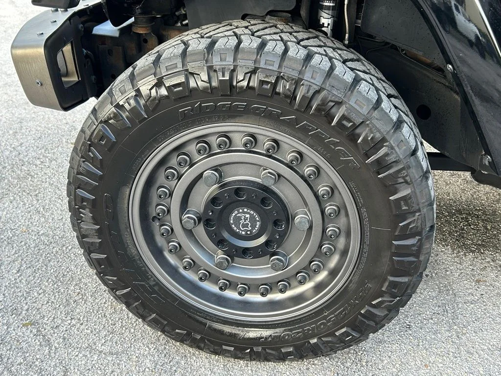 Certified Used 2017 Black Jeep Unlimited Sahara image 30