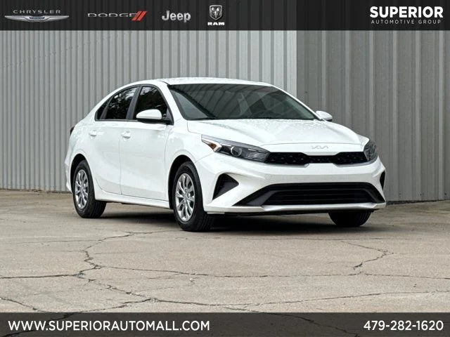 2023 Kia Forte LX AT's photo