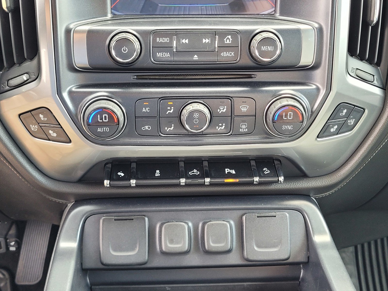 2014 Chevrolet Silverado 1500 LTZ - Photo 13