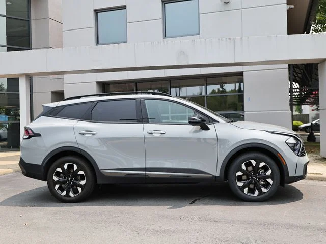 Used 2023 Wolf Gray Kia X-Line image 4