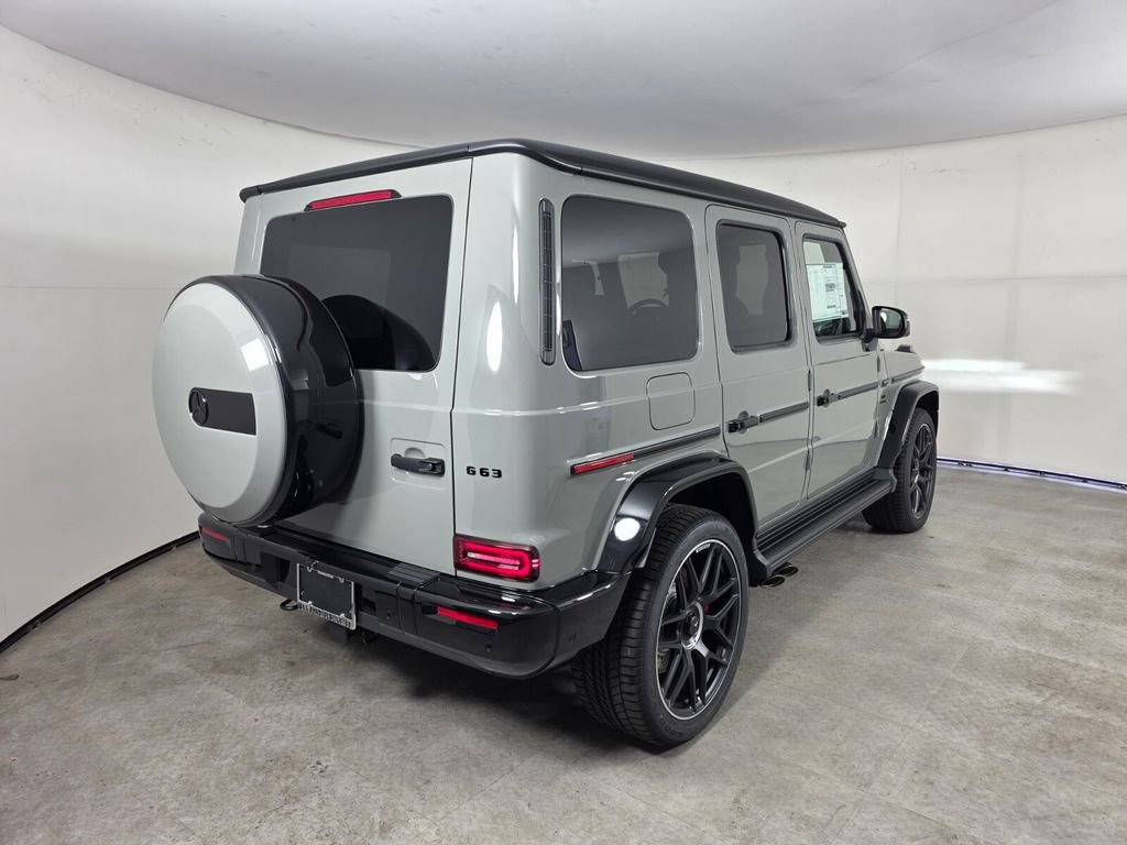 New 2027 MANUFAKTUR Arabian Grey Non- Metallic Mercedes-Benz AMG® G 63 SUV image 4