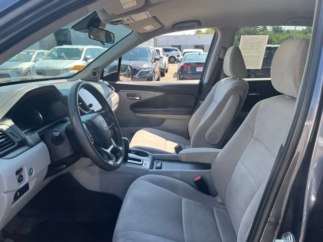 Used 2020 Gray Honda EX image 12