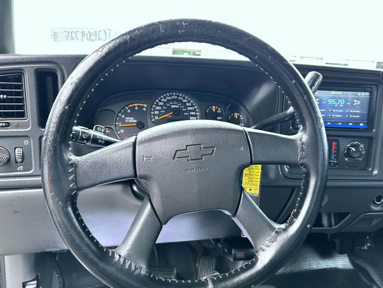 Used 2003 White Chevrolet Base image 11
