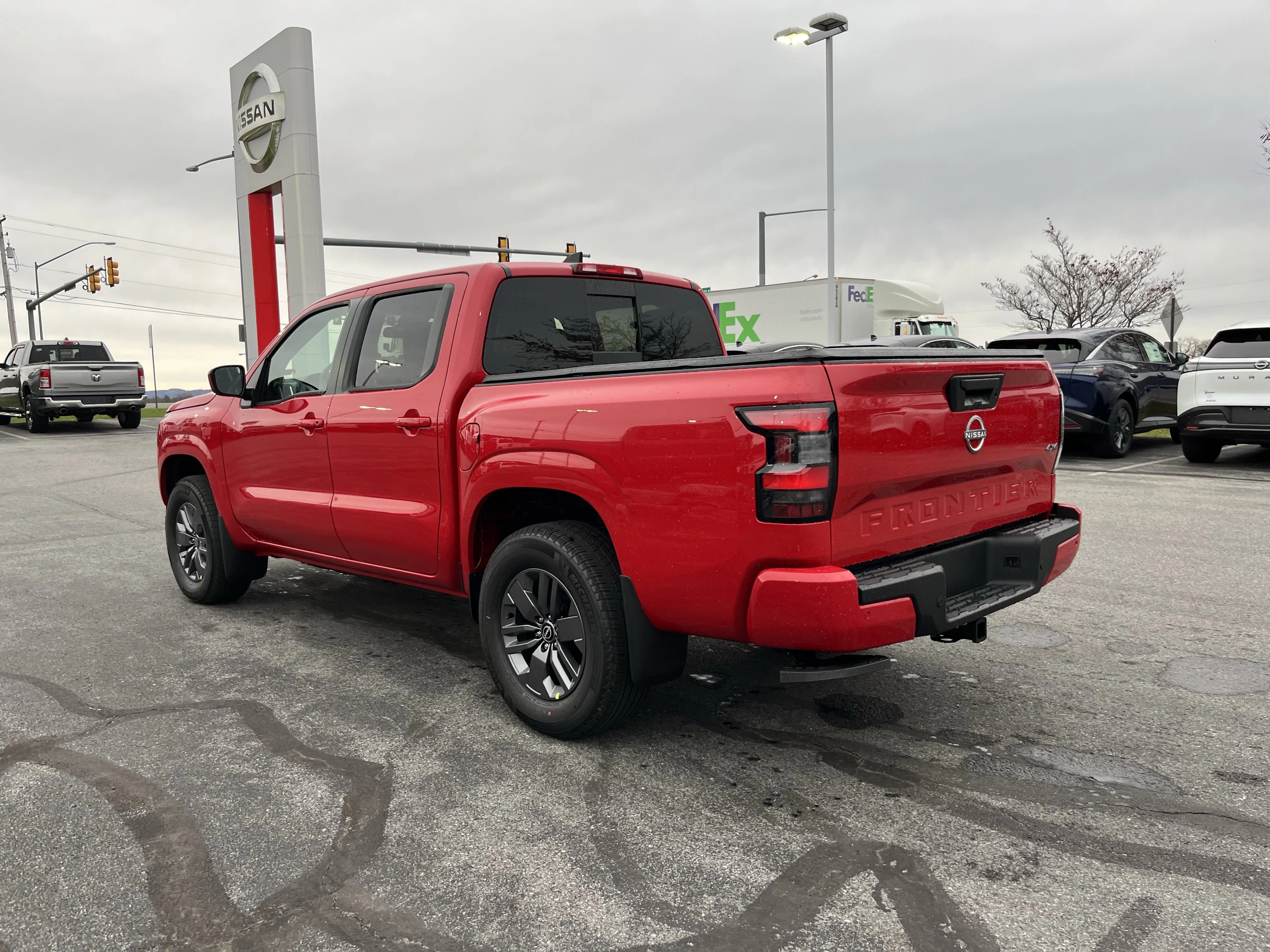 2026 Nissan Frontier SV - Photo 6