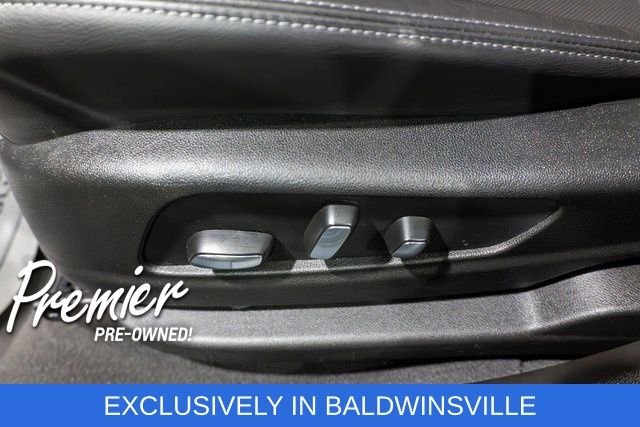 Used 2025  Cadillac Sport image 20