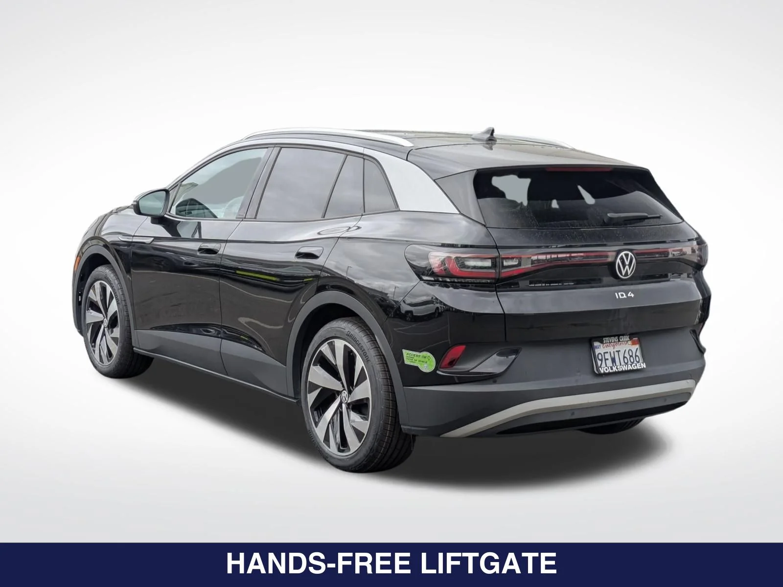 Certified Used 2022 Black Volkswagen Pro S image 5