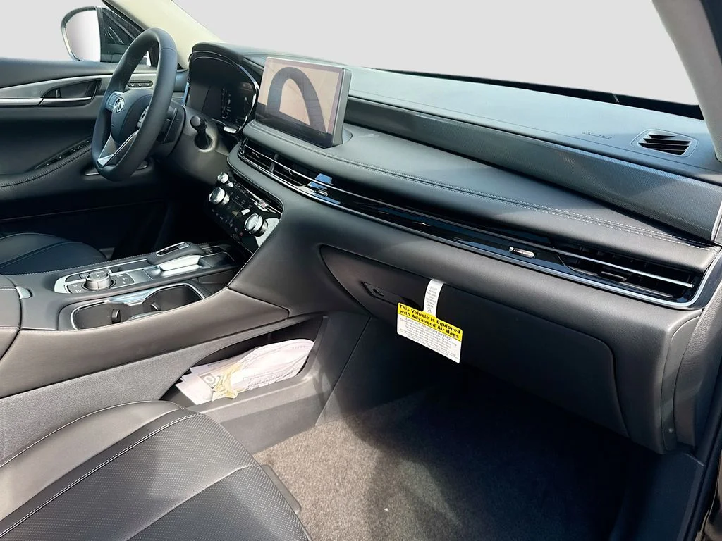 New 2027 BLACK OBSIDIAN INFINITI Pure FWD image 31