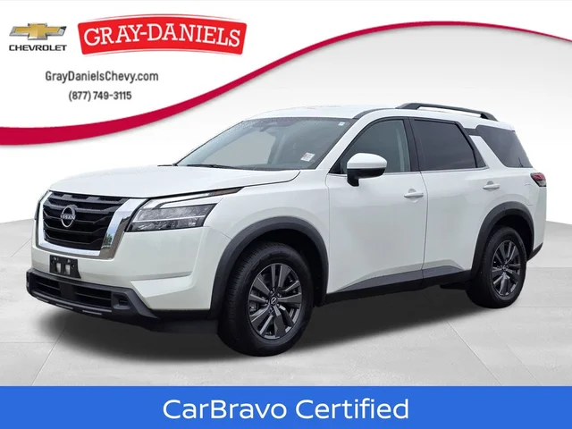 2022 Nissan Pathfinder SV