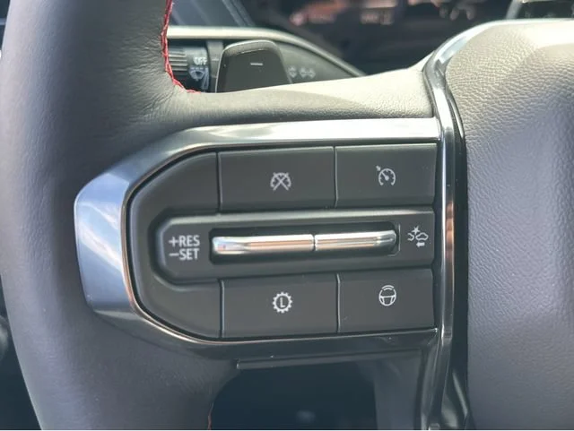 2026 GMC Yukon AT4 Ultimate - Photo 33