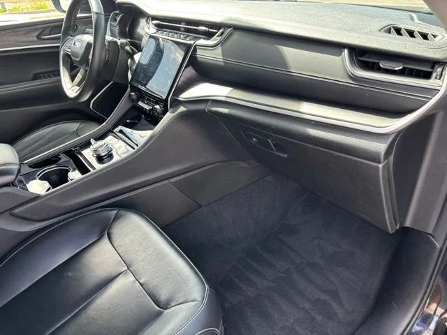 Used 2022 Black Jeep Limited image 26