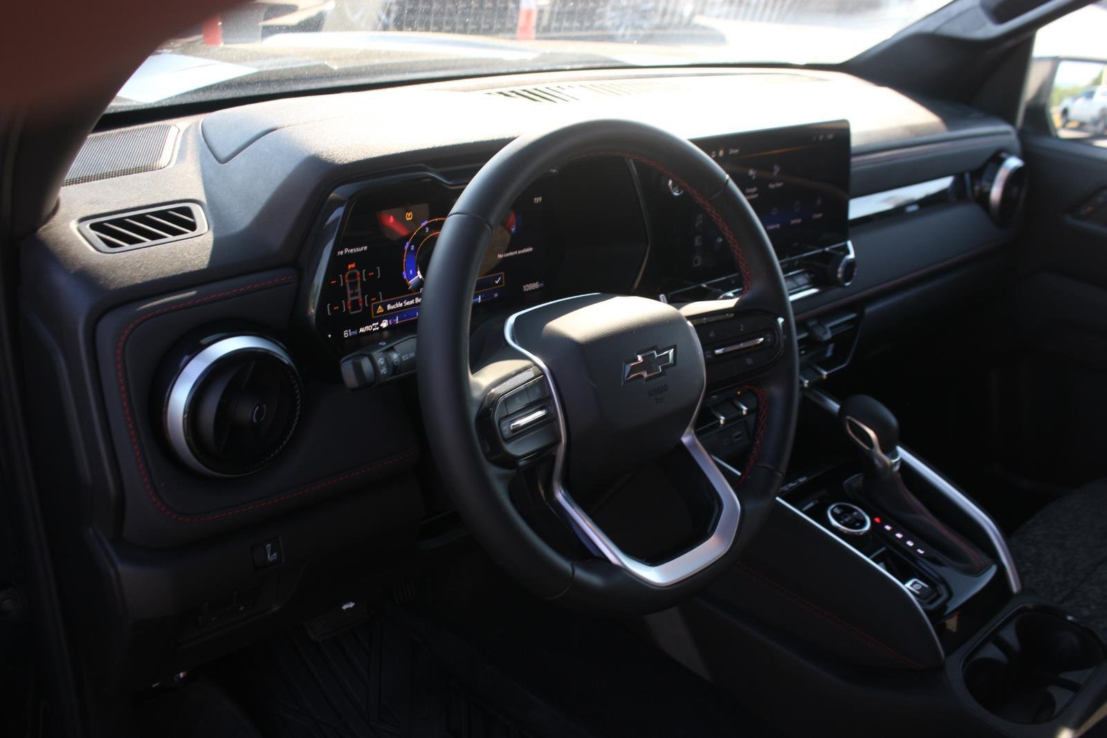 Used 2024 Black Chevrolet Z71 image 15