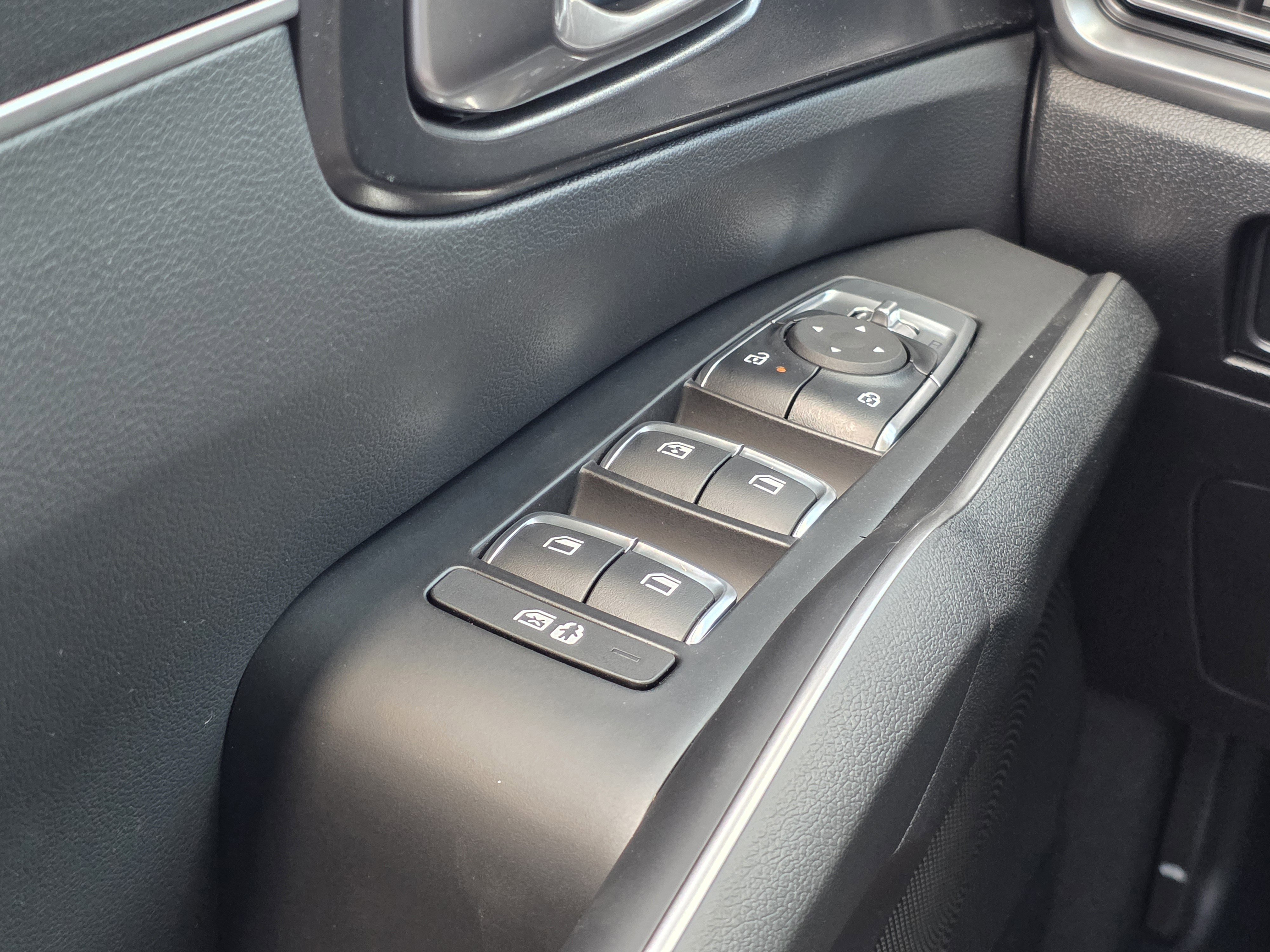 New 2026 Wolf Gray Kia EX image 12