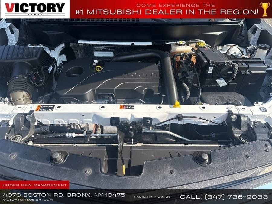 Used 2023 White Chevrolet LT image 29