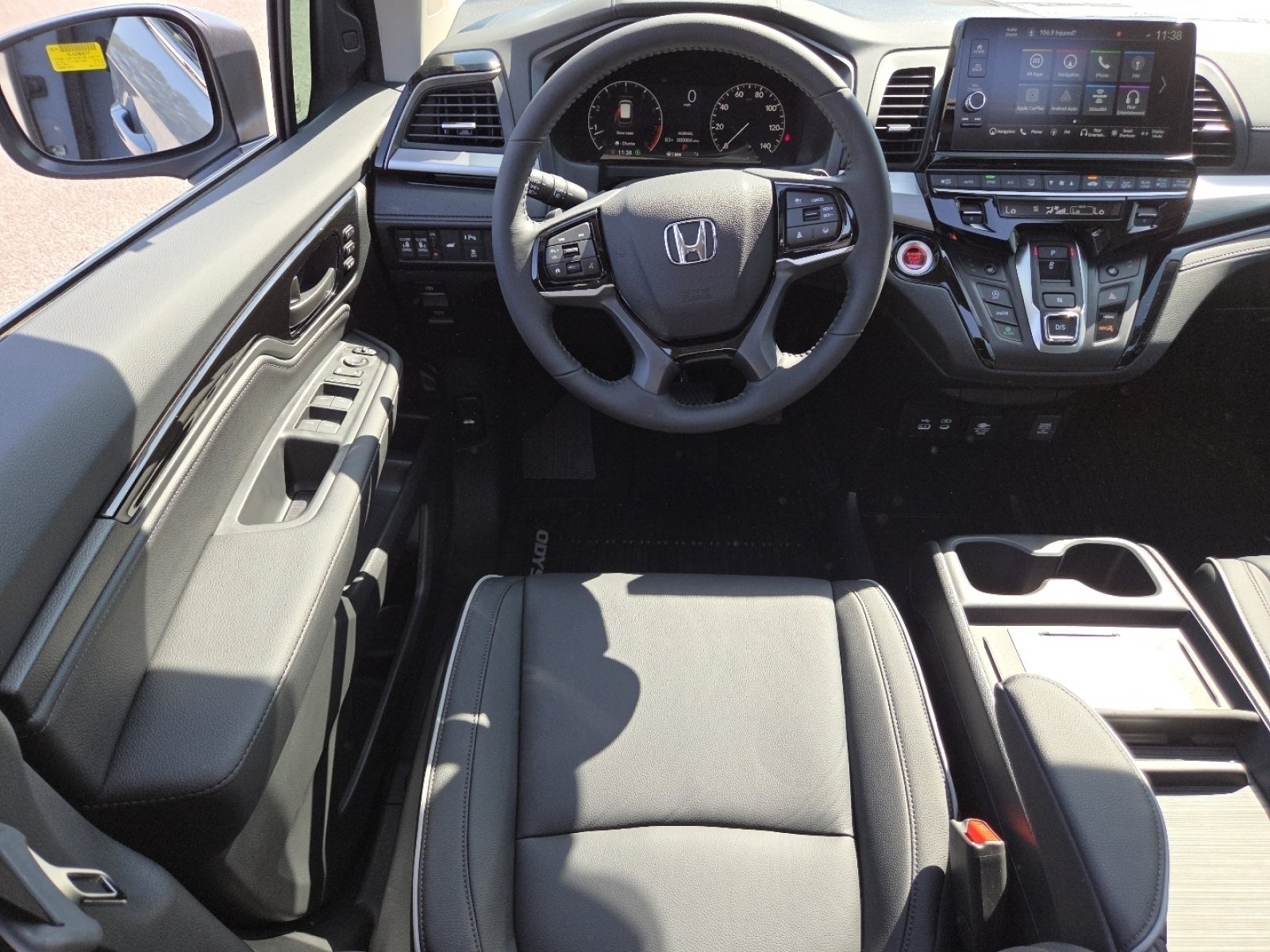 New 2026 Sonic Gray Pearl Honda Touring image 28