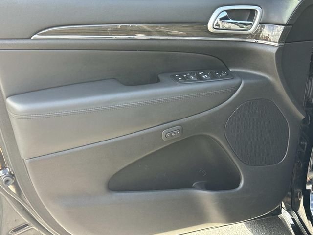 Used 2019 Molten Lava Pearl Honda Touring image 17
