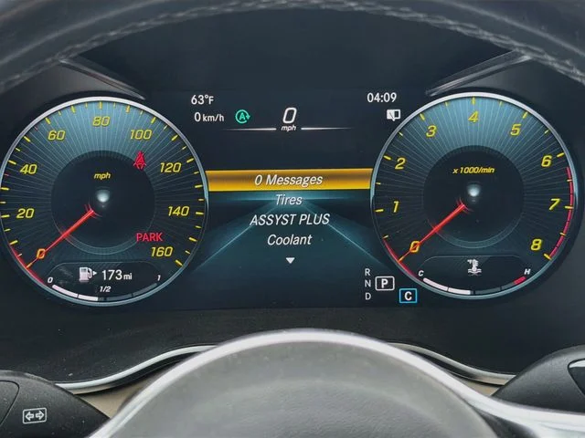 Used 2020  Mercedes-Benz GLC 300 image 13
