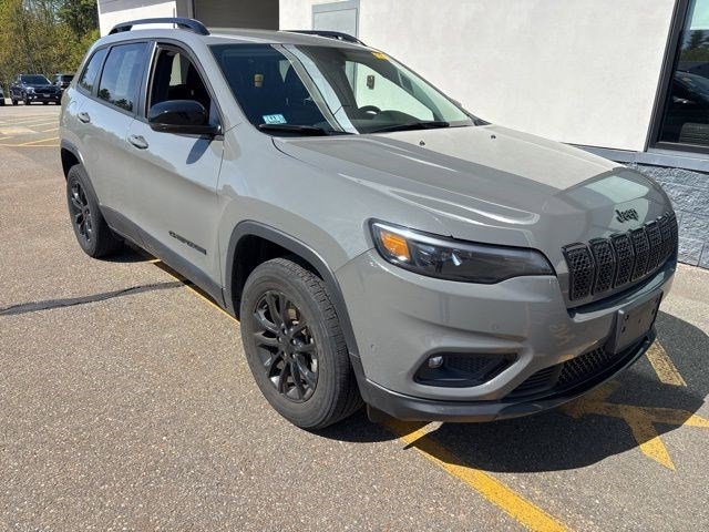 2023 Jeep Cherokee Altitude Lux 4X4's photo