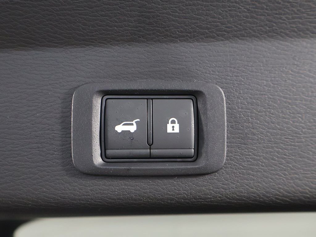 New 2026 Gray Mitsubishi SE image 22