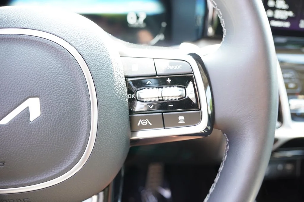 Used 2023 Glacial White Pearl Kia X-Line SX Prestige image 36