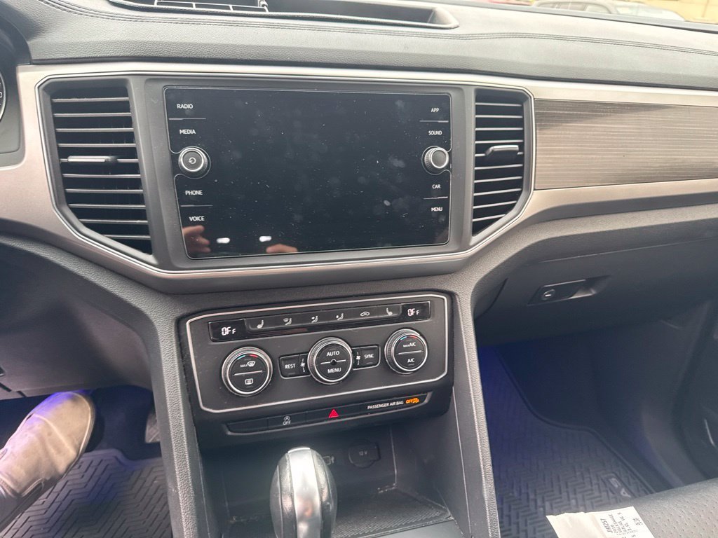 2018 Volkswagen Atlas SE w/Tech - Photo 8
