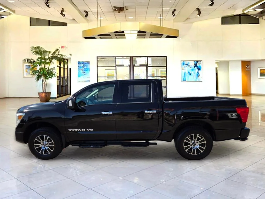 Used 2021 Black Nissan SV image 8