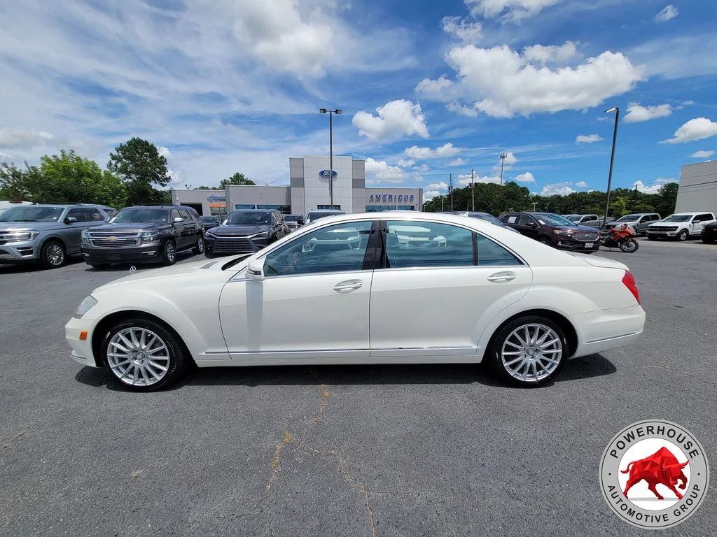 Used 2011 White Mercedes-Benz S 550 image 2