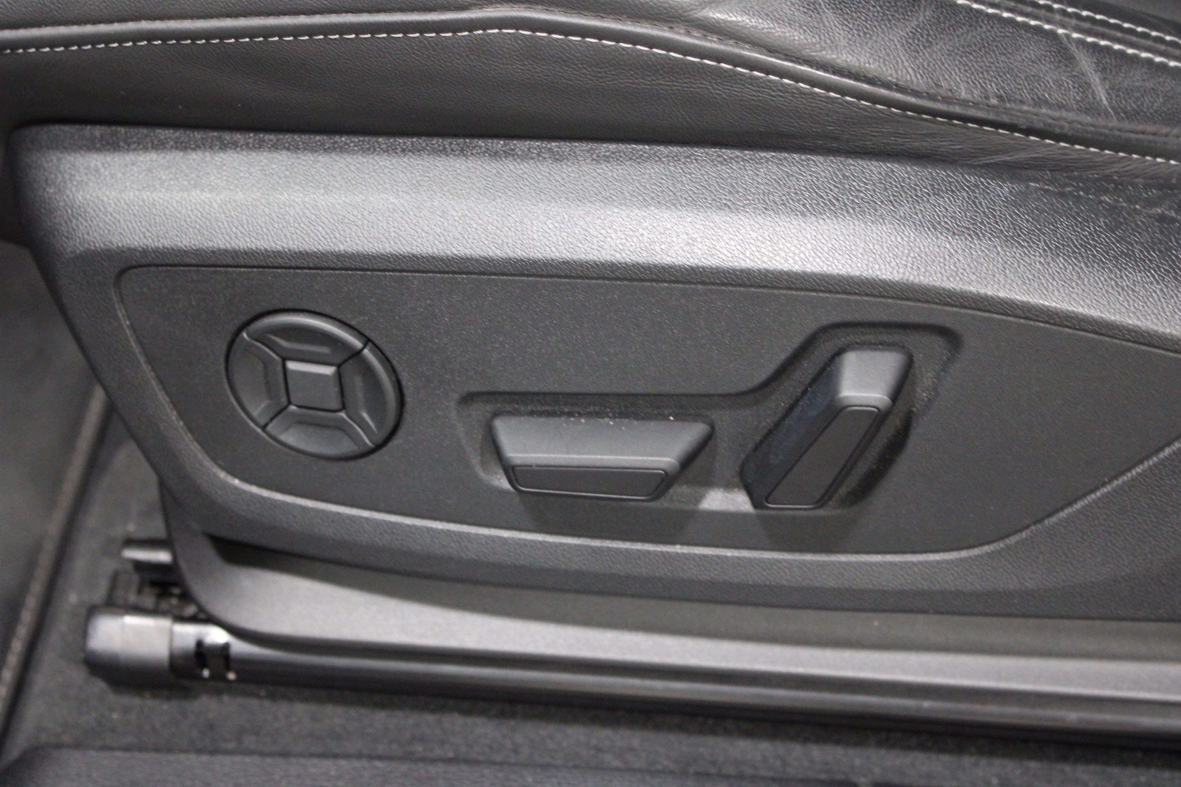 Used 2024 Mythos Black Metallic Audi S line Premium Plus image 5