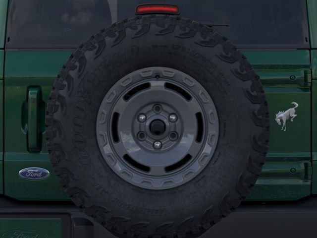New 2025 Eruption Green Metallic Ford Outer Banks® image 24