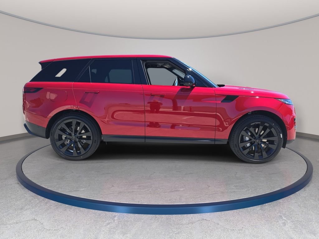 New 2026 Firenze Red Land Rover SE image 4
