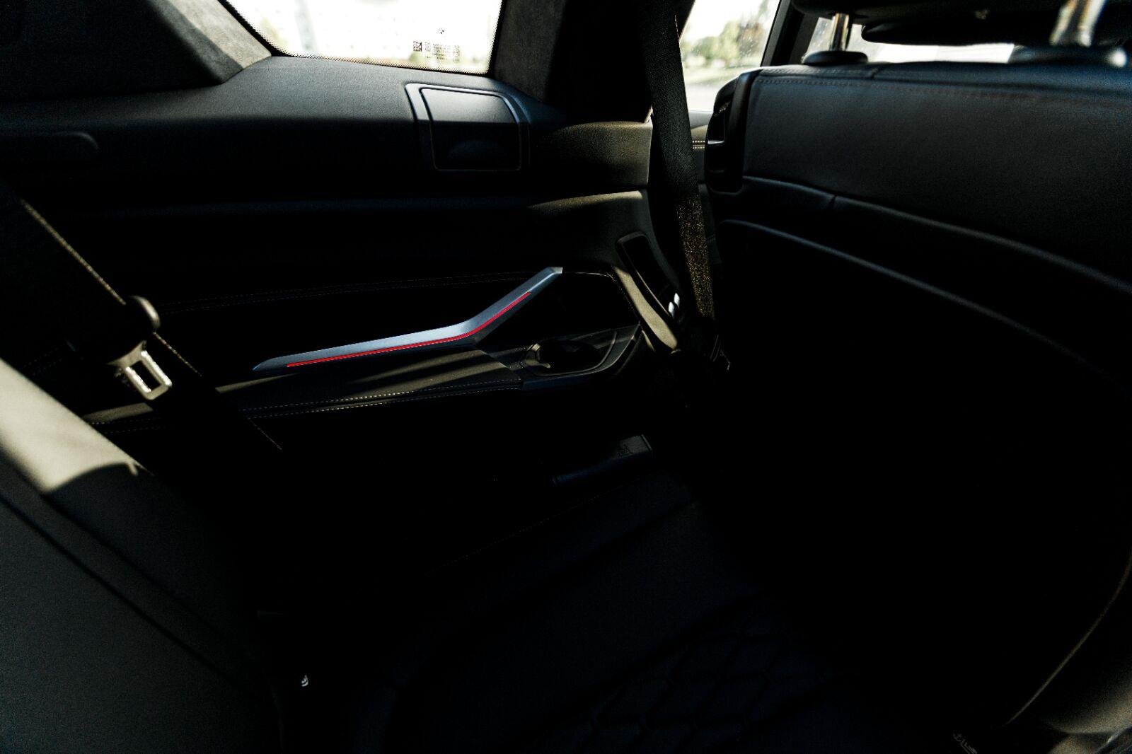 Used 2025 Skyscraper Grey Metallic BMW M60i image 57