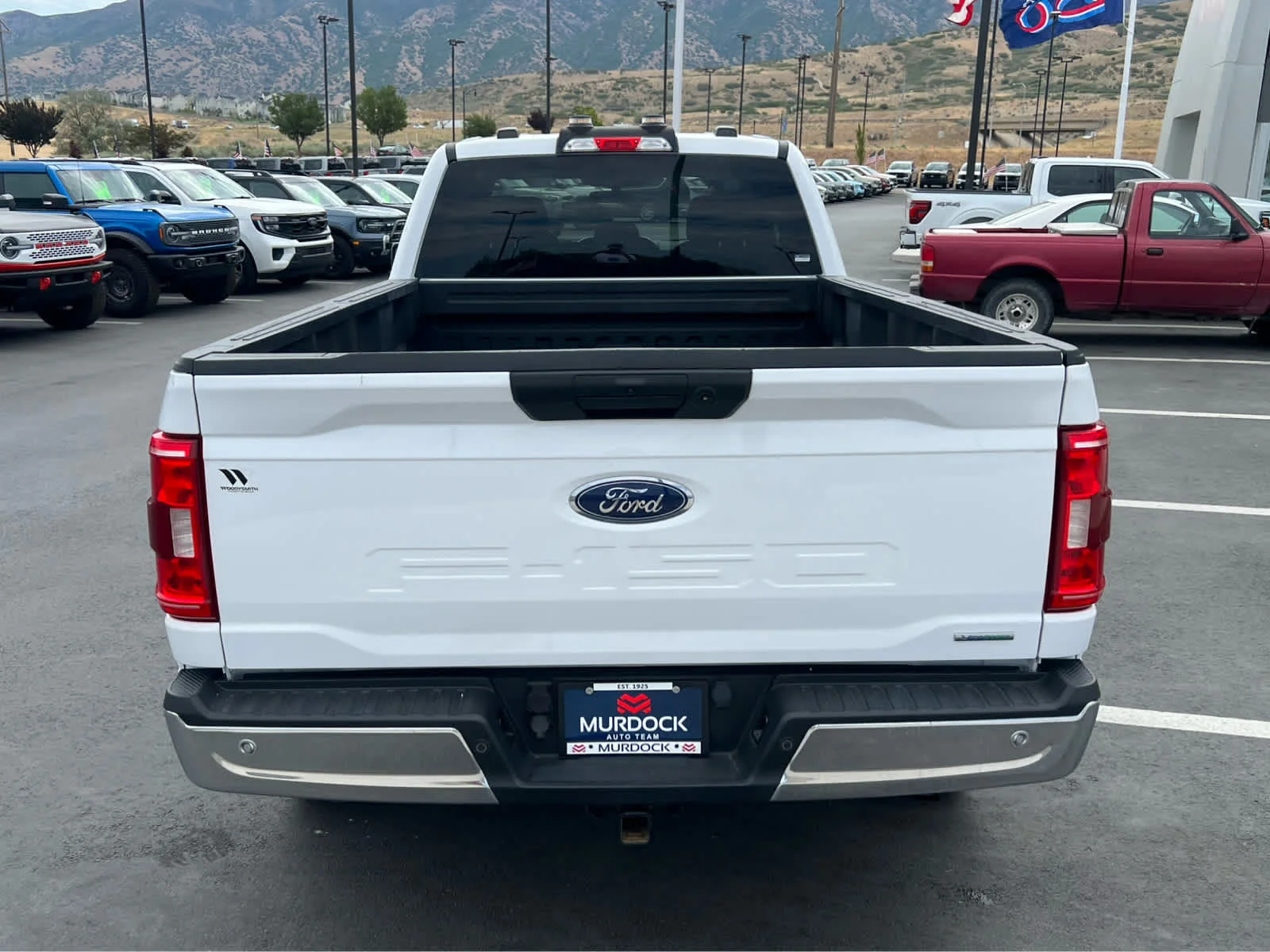 Certified Used 2022 Oxford White Clearcoat Ford XLT image 9