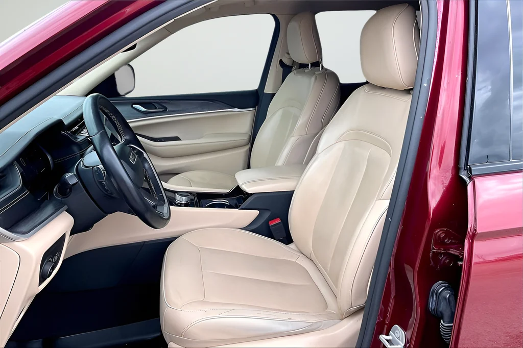 Used 2021 Red Jeep Limited image 18