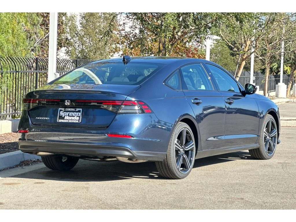 New 2026 Canyon River Blue Metallic Honda SE image 4