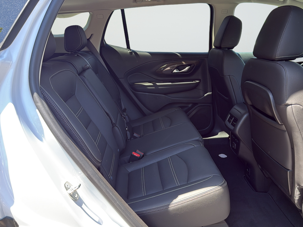 Used 2023 White GMC Denali image 14