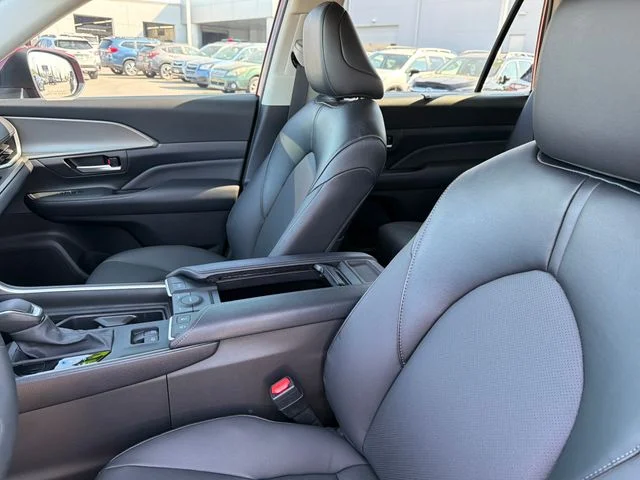 Used 2025 Red Toyota XLE image 19