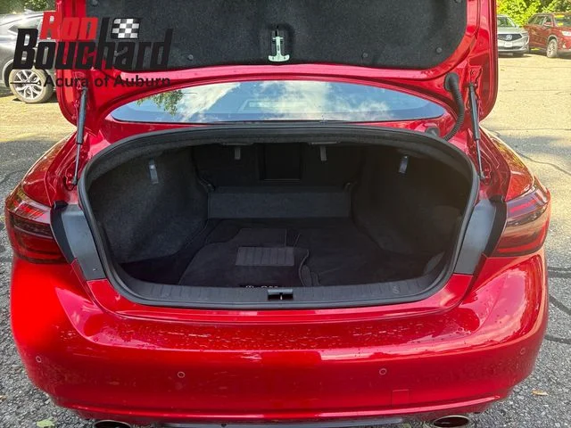 Used 2023 Red INFINITI LUXE image 40