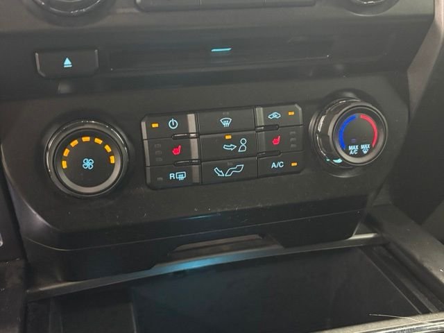 Used 2017 Gray Ford XLT image 32