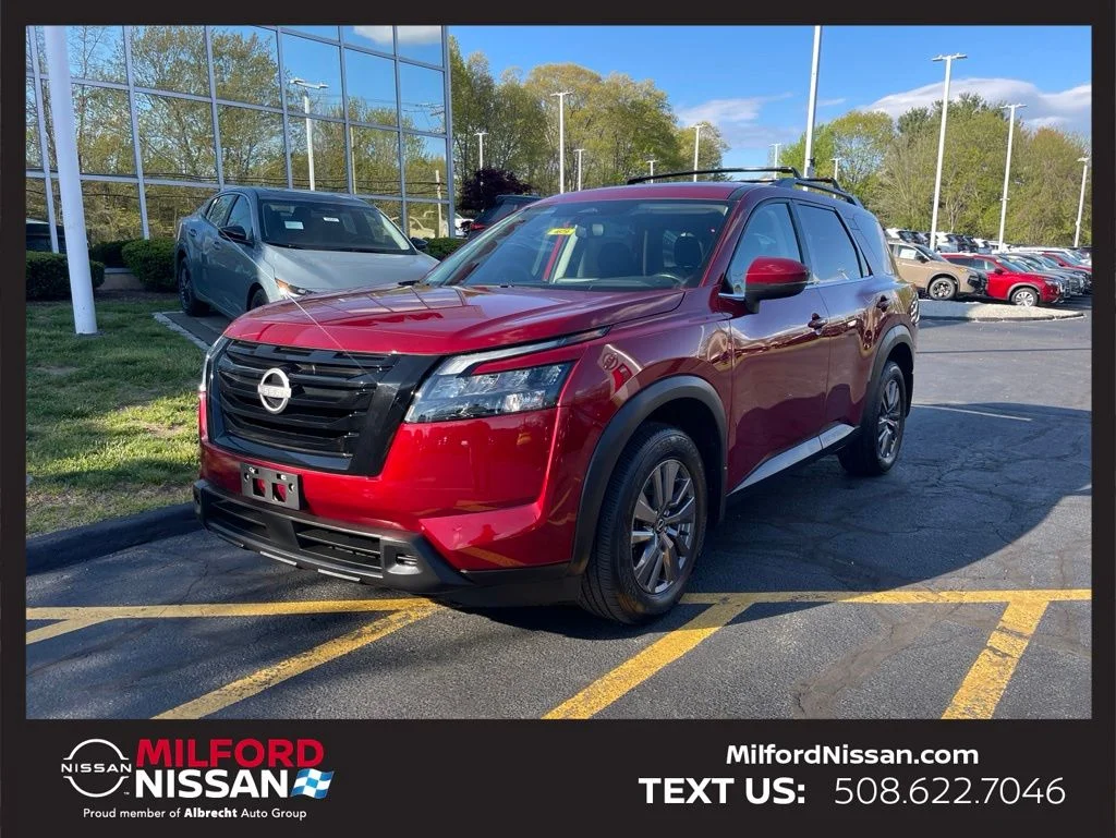 2023 Nissan Pathfinder SV 4WD's photo