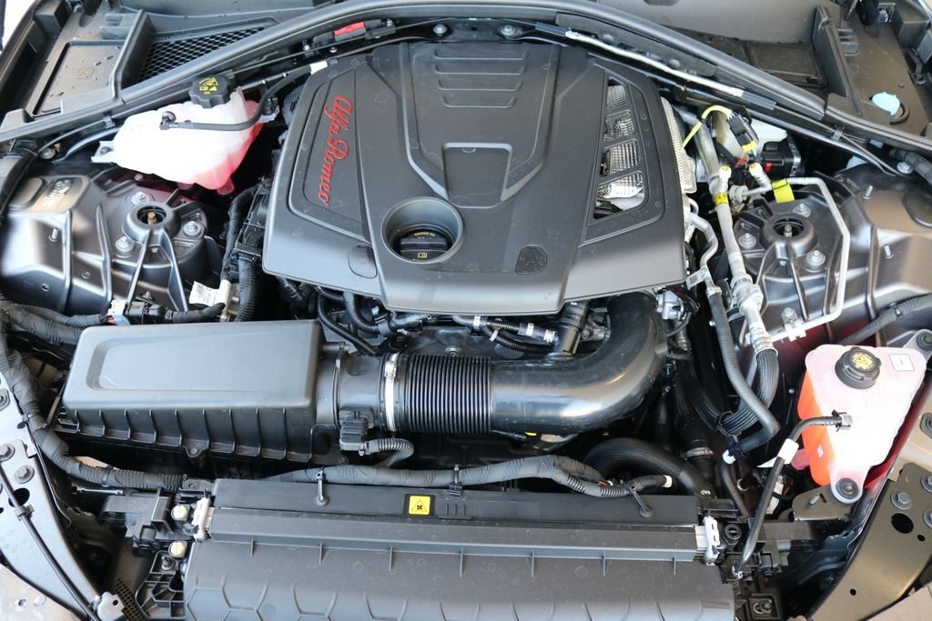 2025 Alfa Romeo Giulia Base - Photo 31