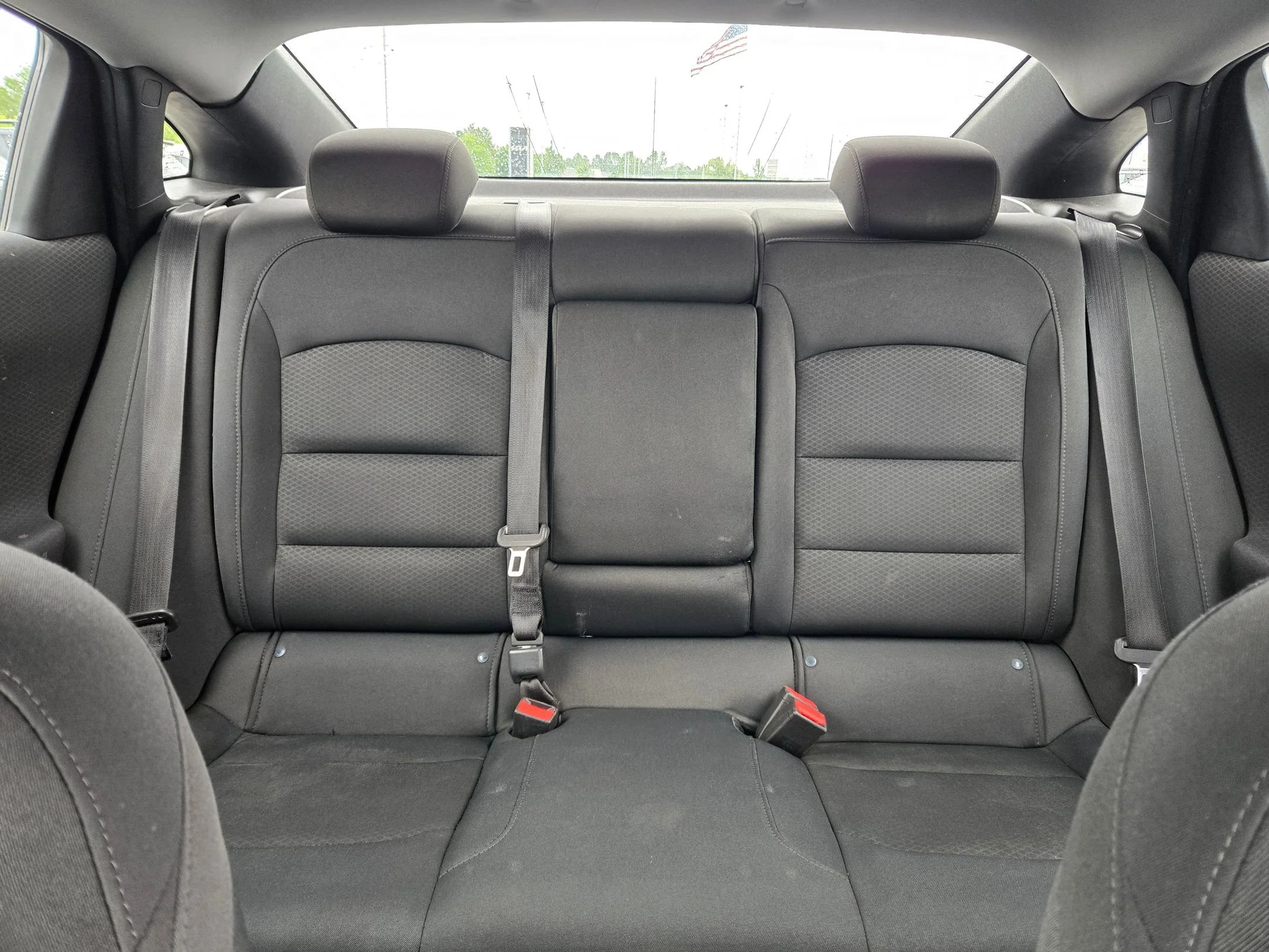 Used 2016 Silver Ice Metallic Chevrolet LT image 13