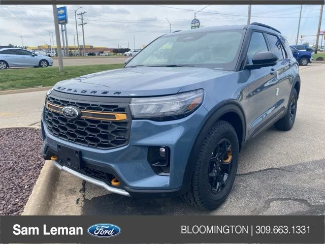 New 2026 Vapor Blue Metallic Ford Tremor® image 1